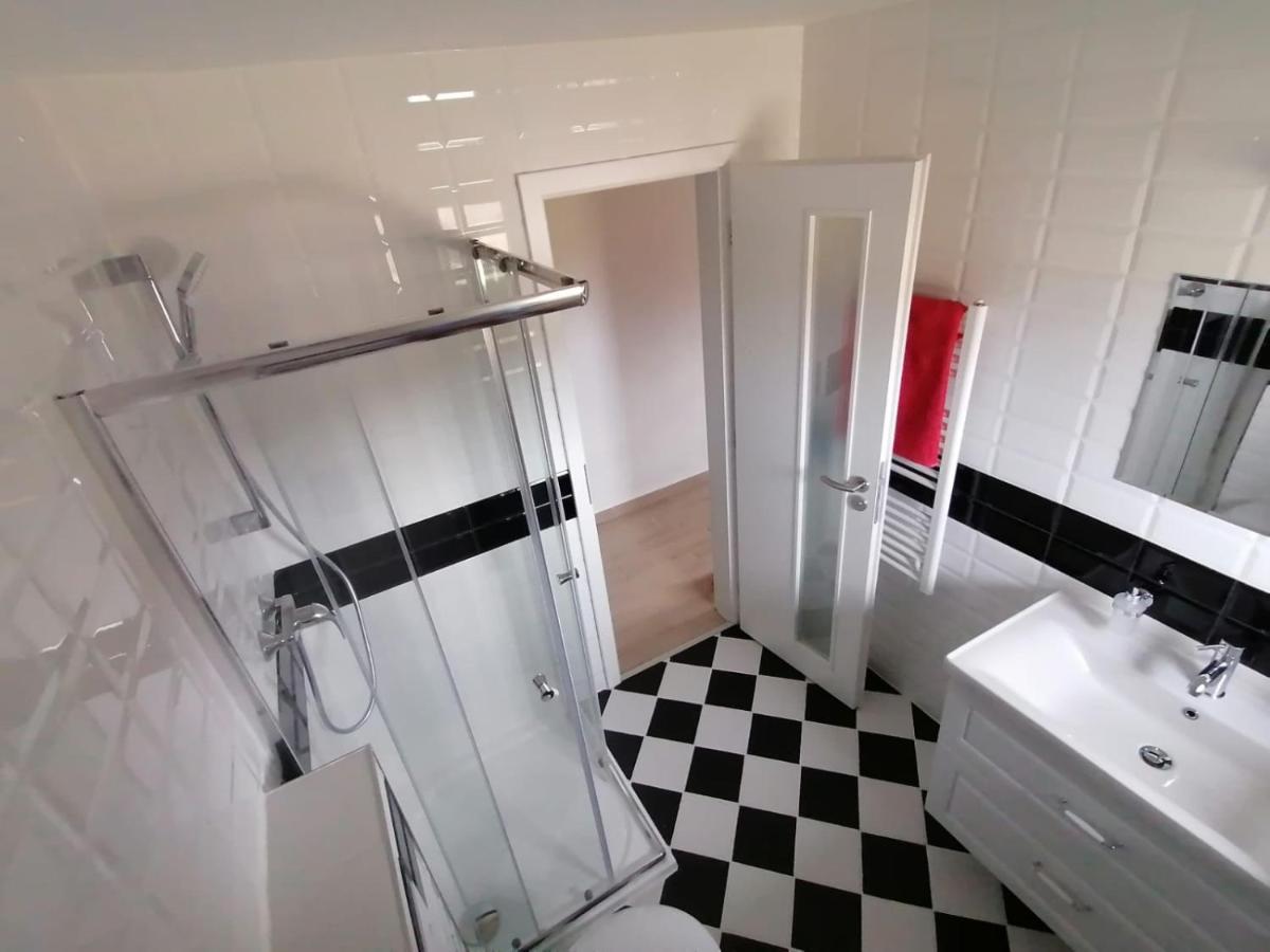 Casa Spas Banská Bystrica Esterno foto